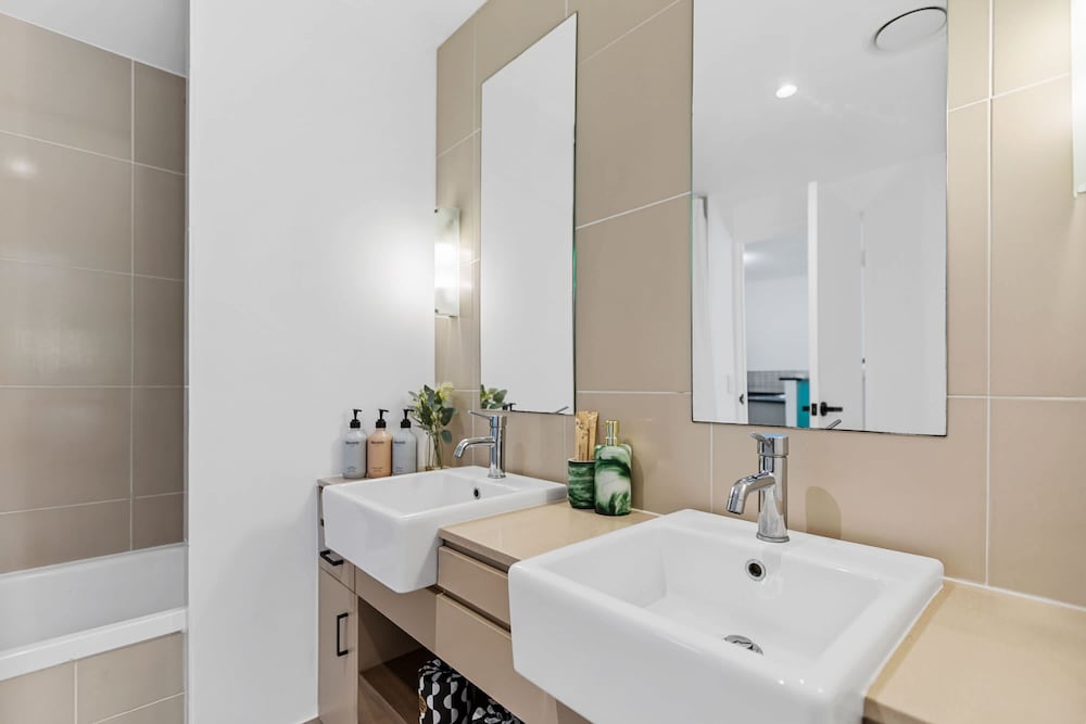 Urban Tropics Modern Resort Apartment