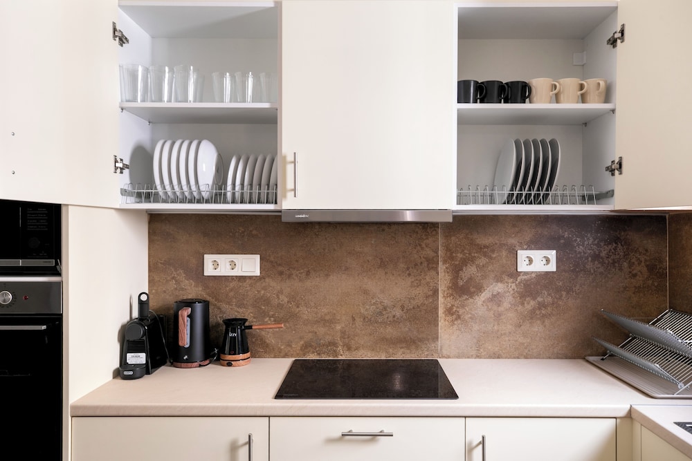 Kallisti 2BR Apt & Balcony in Nea Smyrni