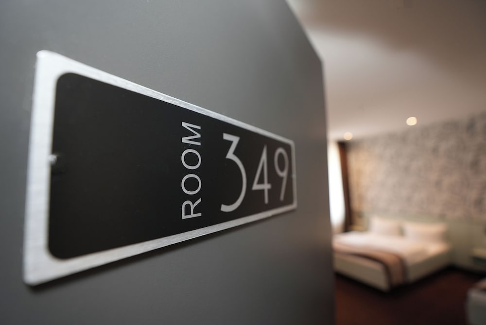 Frankfurt Vacations - Hotel Attache - Property Image 45
