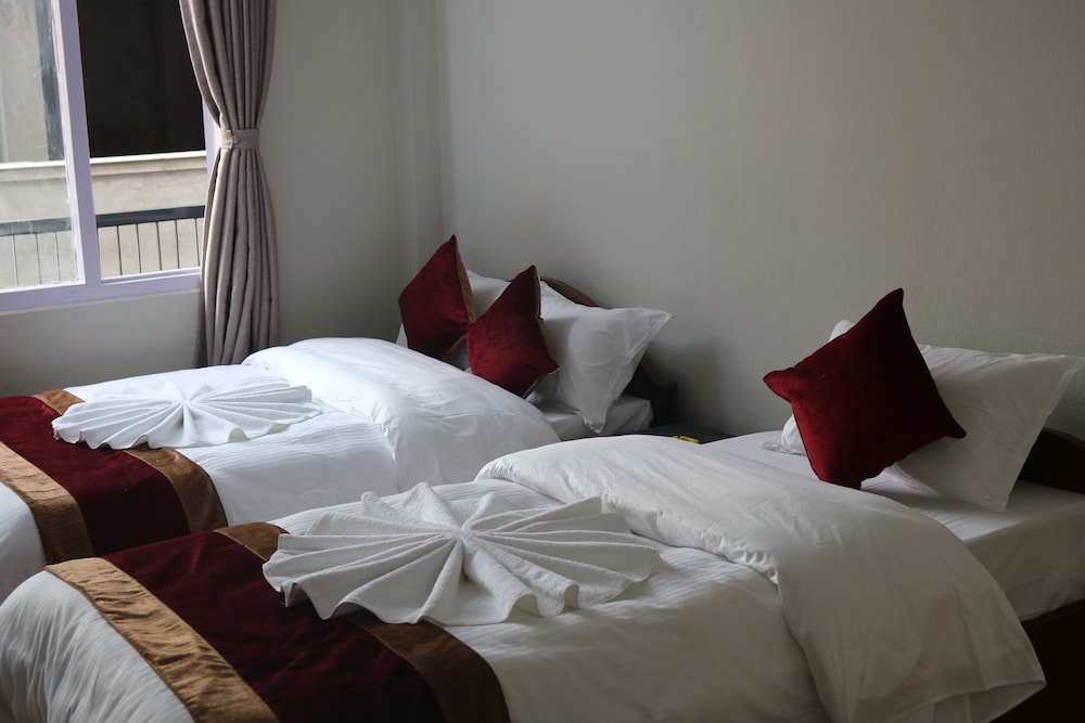 Om Tara Guest House