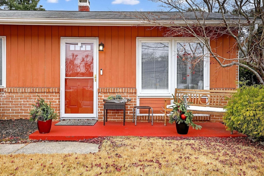 Elegant Home With Game Room Near Bwi 3 Bedroom Home