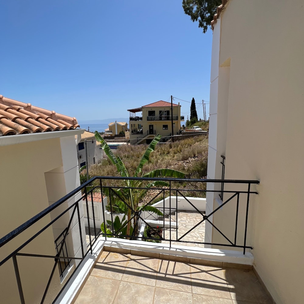 Helen s House at Ratzakli