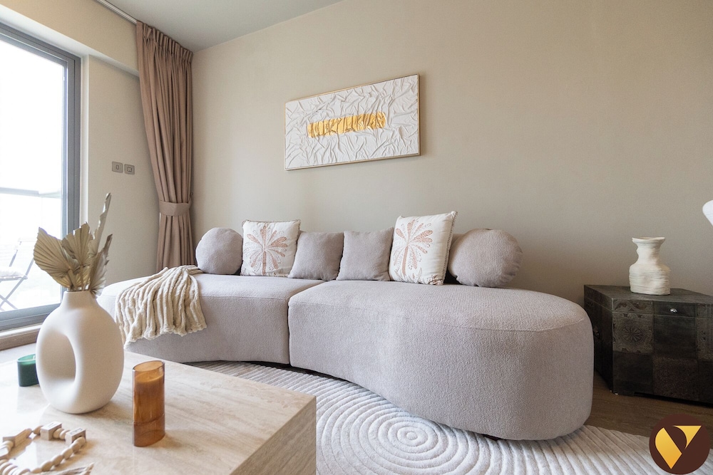 Stylish Peaceful in JVC full Amenities