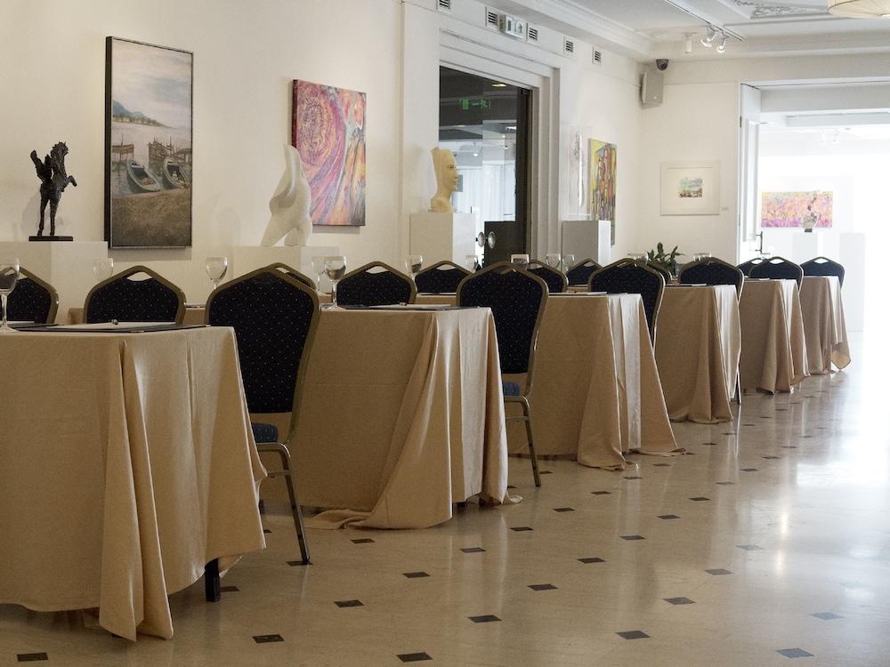 St. George Lycabettus Lifestyle Hotel 68