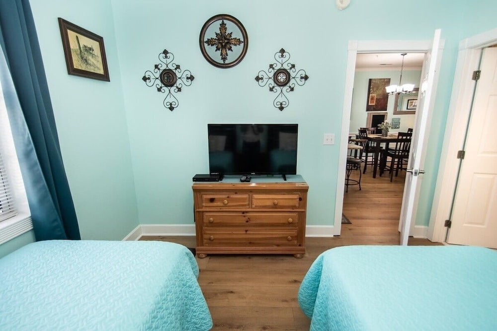 Magnolia Place 4789-103 2 Bedroom Condo