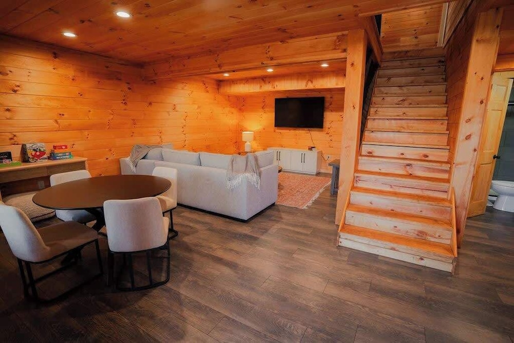 Memories at Hillside A Modern Cabin Hocking Hills