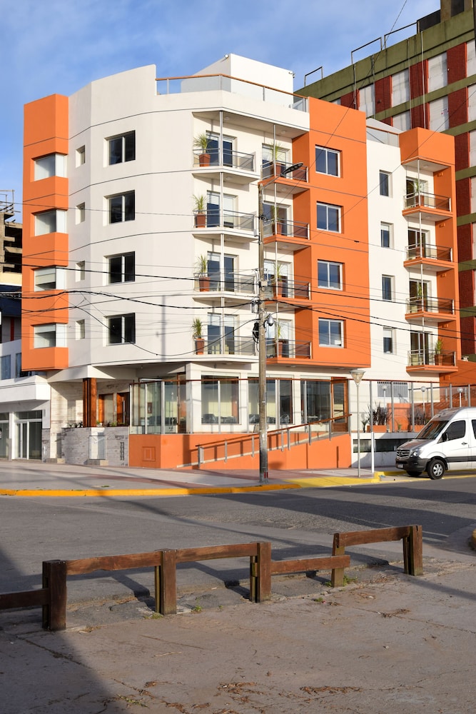 Apartamentos JR