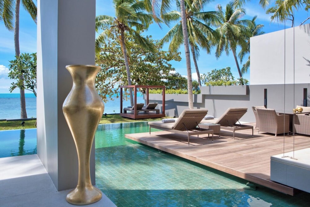 Villa Neung view 3