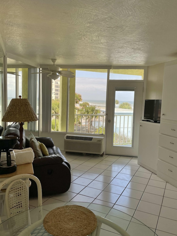Ocean Overlook - Sea View at Symphony Beach Club