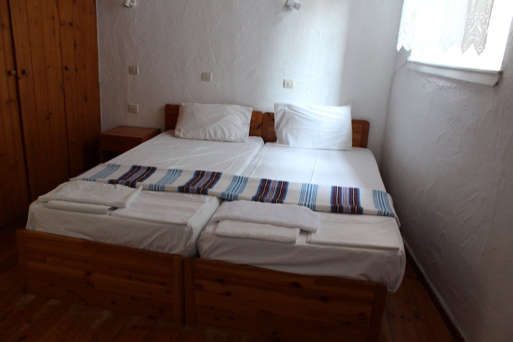 Sotos Pension