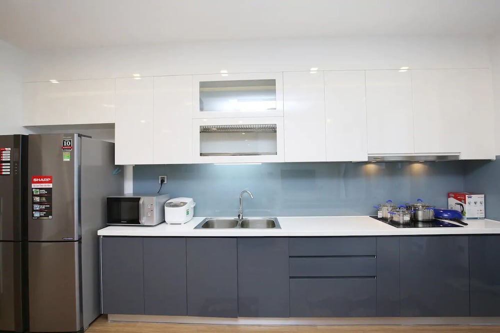 Bayhomes Metropolis Serviced Apartment