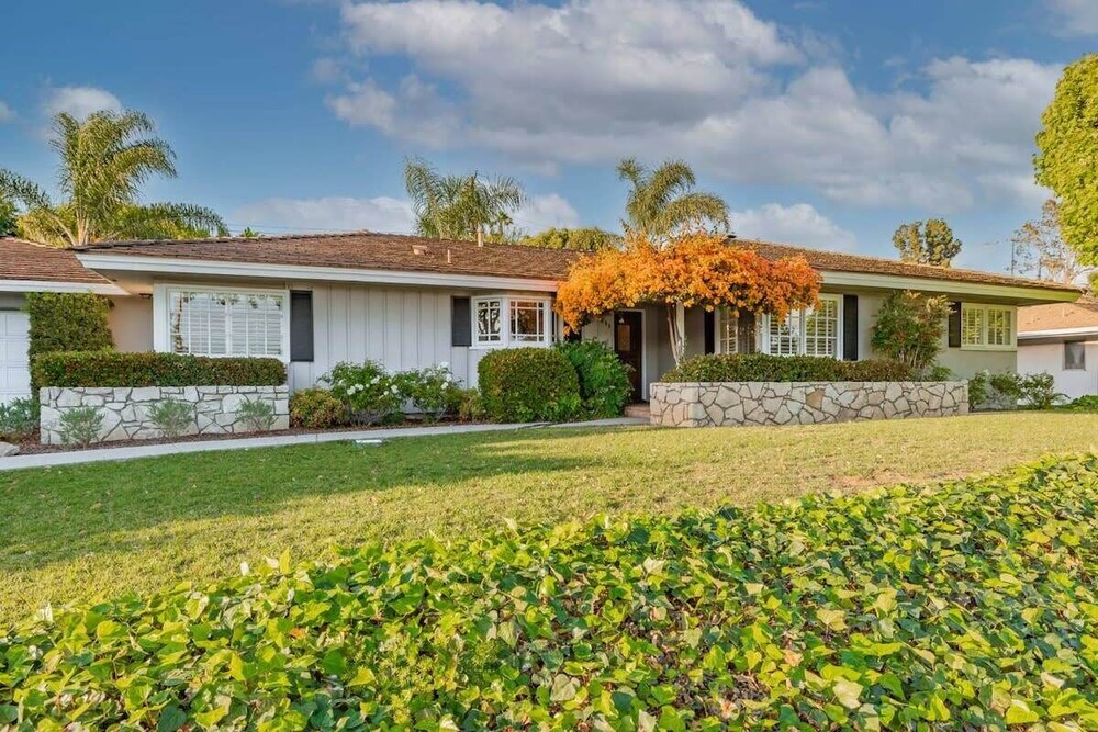 @ Marbella Lane - Serene Ranch Style Home W/pool