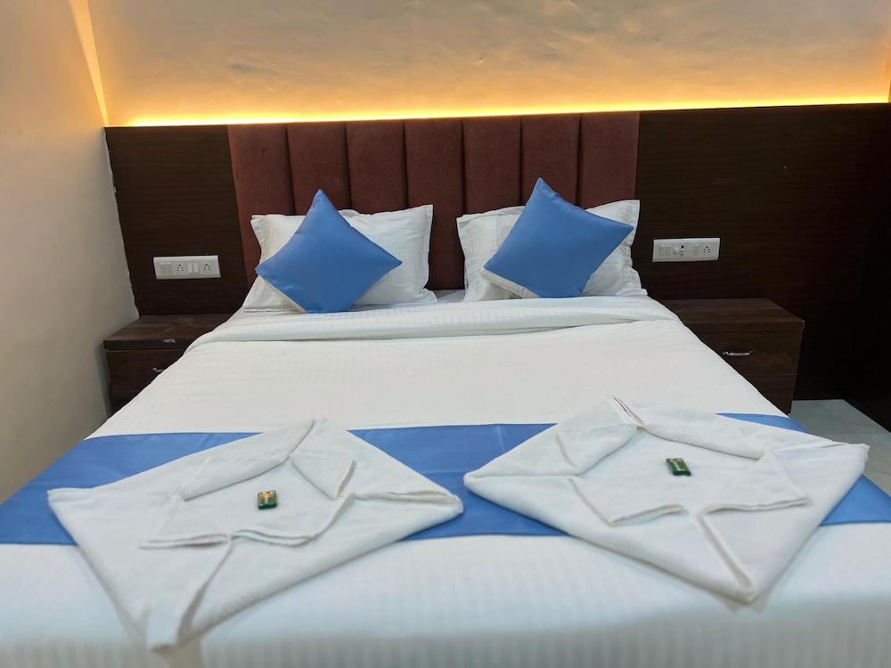hotel surya grand