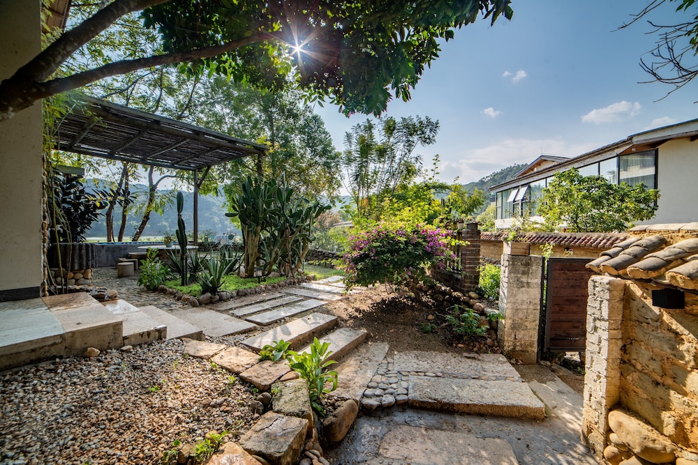 Yingde YeDuGu Resort