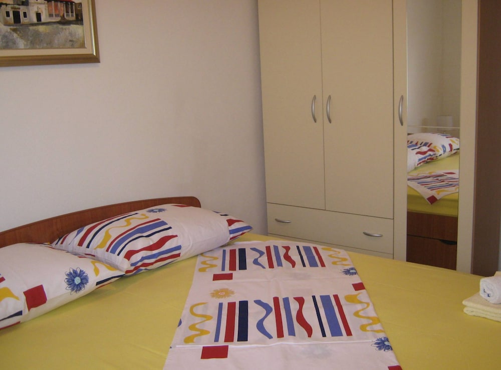 Beachfront Mastrinka Apartments With Sea View