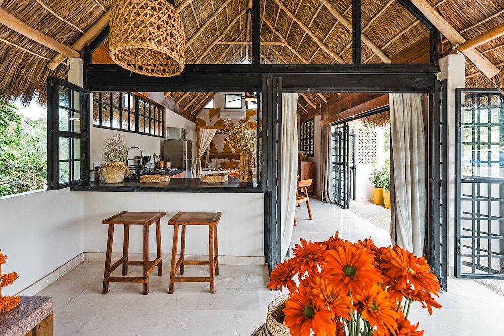 Casa Latino