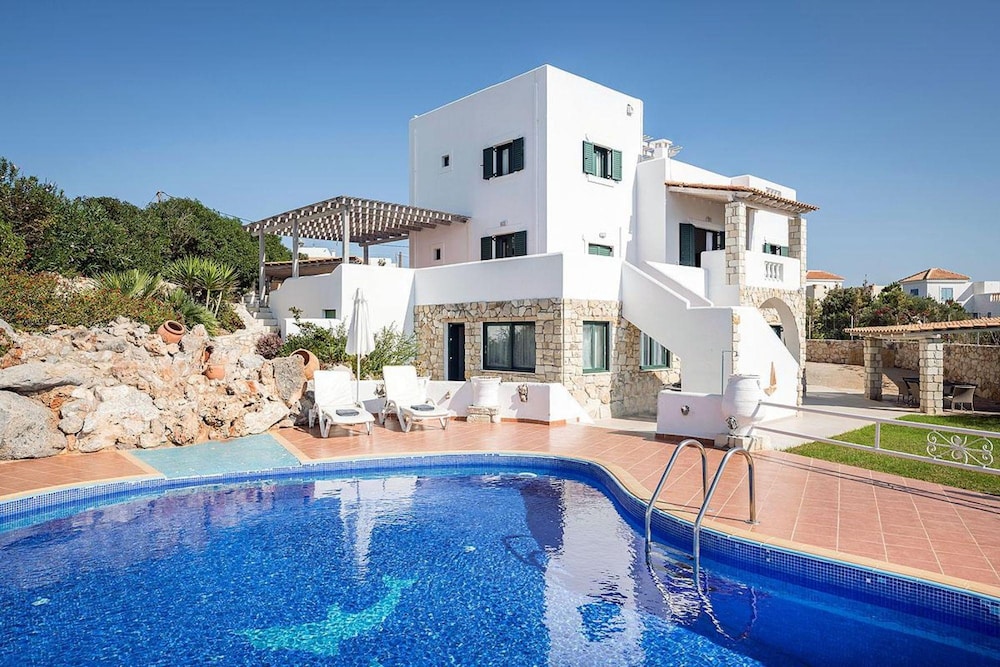 Tersanas Villas
