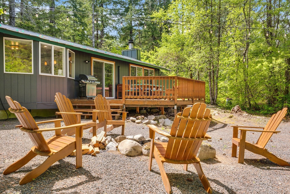 Packshack - Cozy Ski Cabin Mins From White Pass 2 Bedroom Home