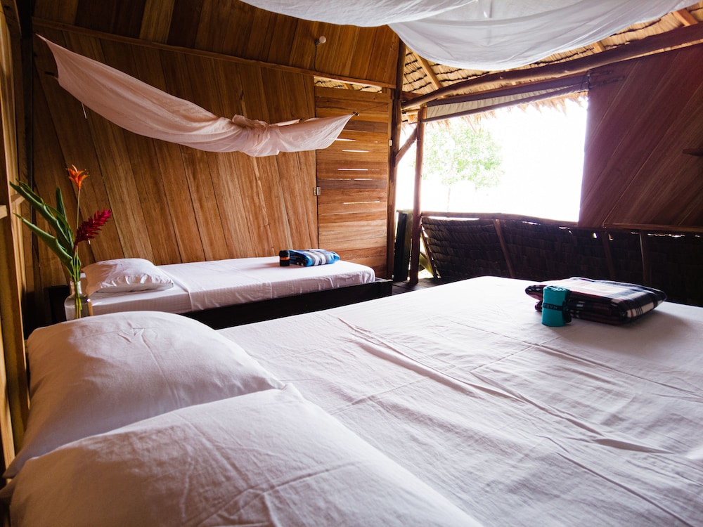 Lodge El Amargal Reserva Natural, Ecoturismo & Surf
