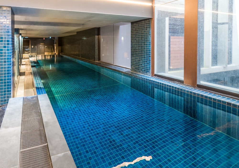 Modern 1-bed Apartment With Pool And Sauna
