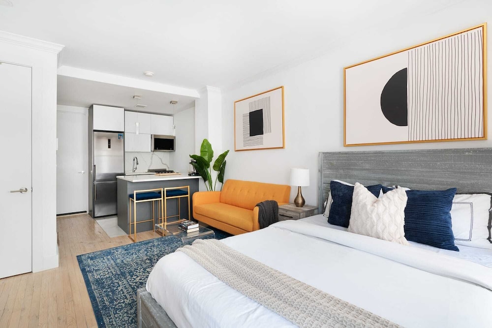 1597 New York Apt