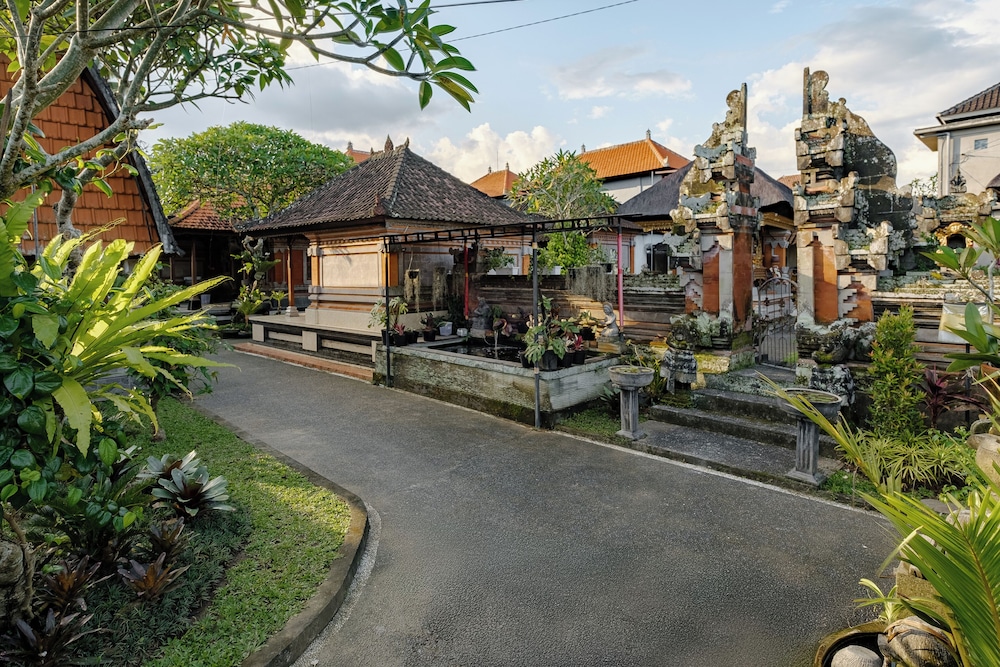 Ray Guest House