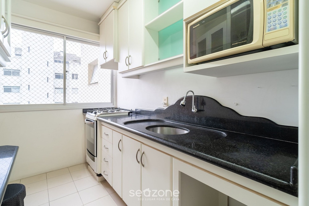 Apt 3 Bedrooms in Floripa Downtown Idr0801