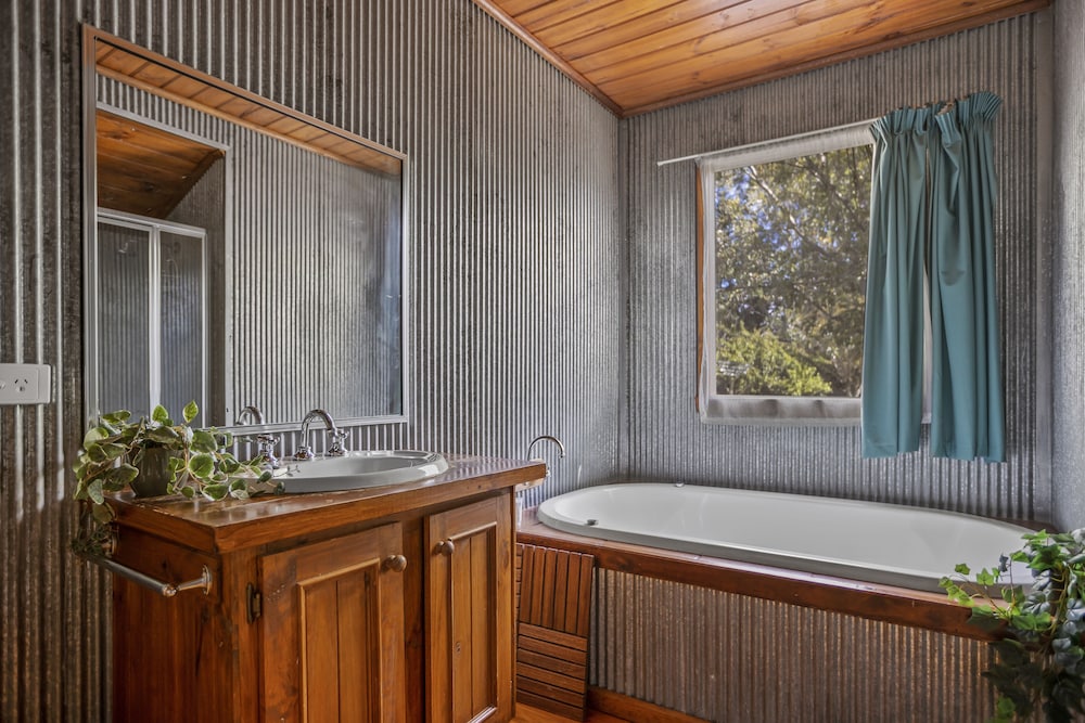 StayAU 2BR Yarra Valley Cottage