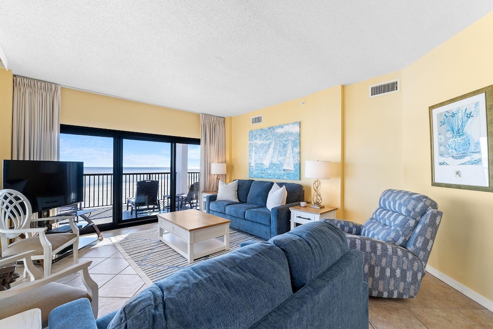 The Palms West 311