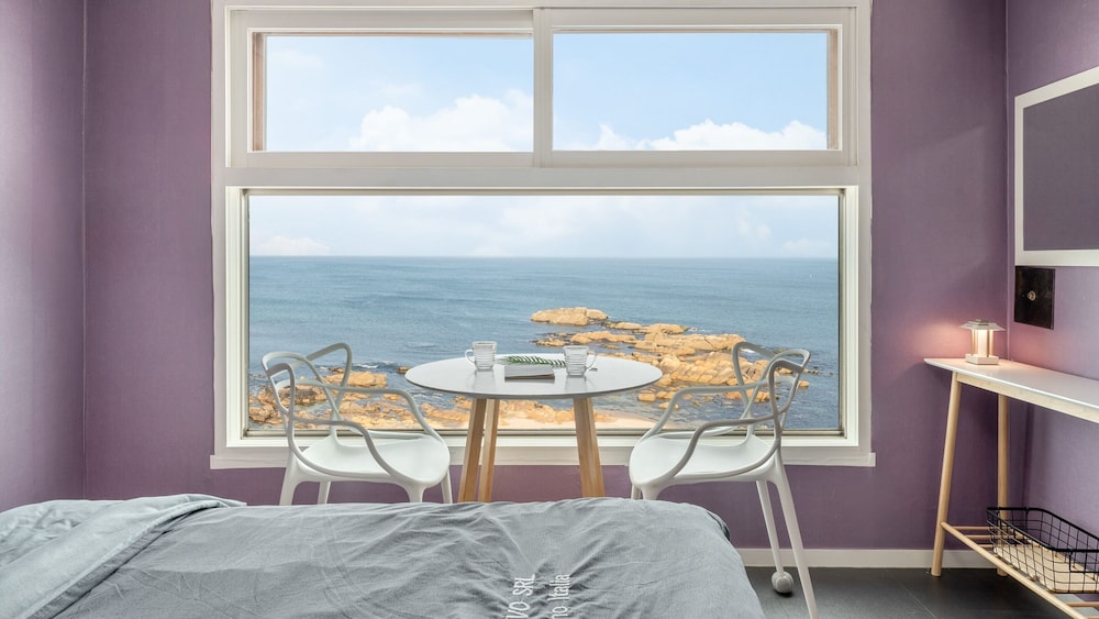 Goseong Napoli House Pension