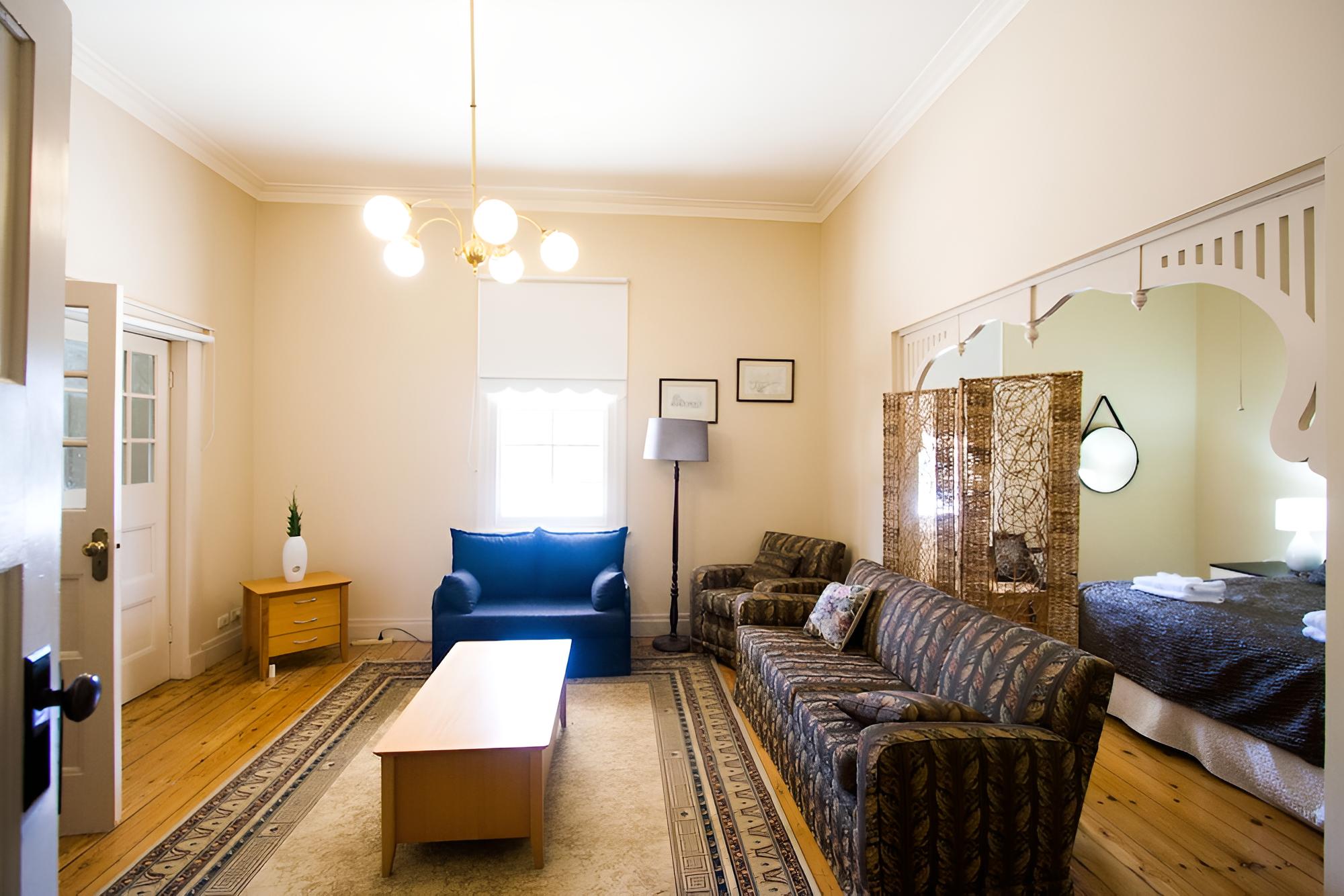 Charleston House - Mathoura