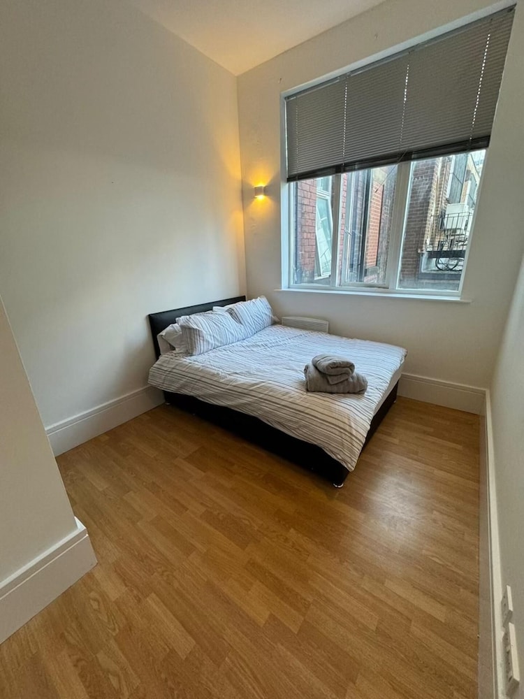 Briggate Bliss Apartment in Leeds view 2