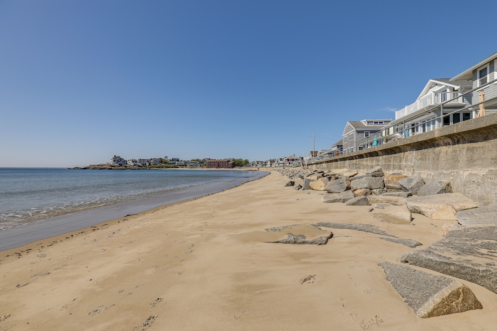 Inviting Rockport Rental w/ Deck: Walk to Beach!