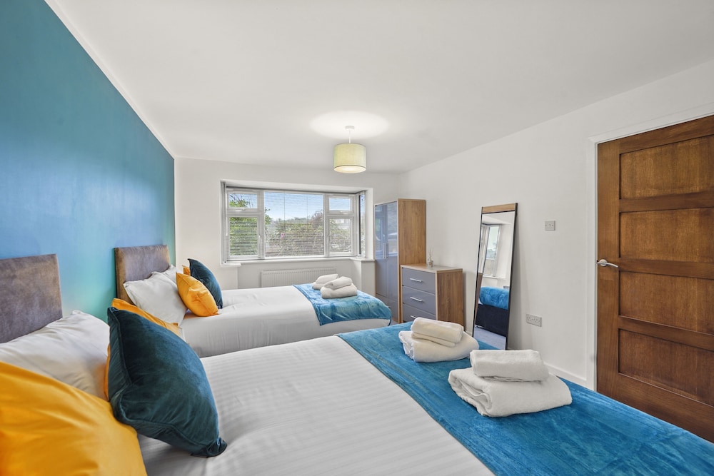 Beautiful 2 Bed Flat in Barnet view 4