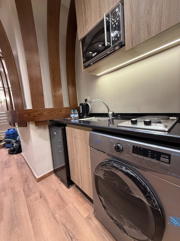 Charming Amman Apartment With Electric Heating & Wifi