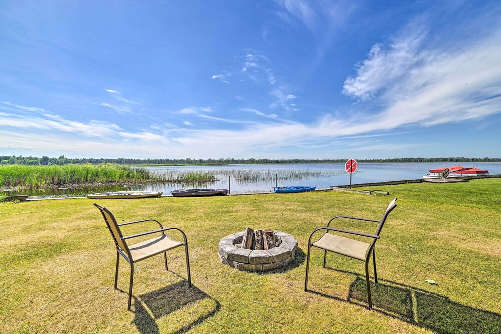 Waterfront Tawas Lake Retreat w/ Fire Pit!