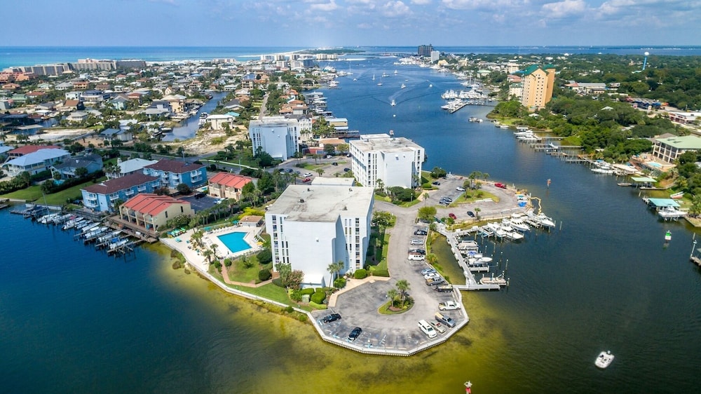 Dolphin Point 404a 2 Bedroom Condo by RedAwning