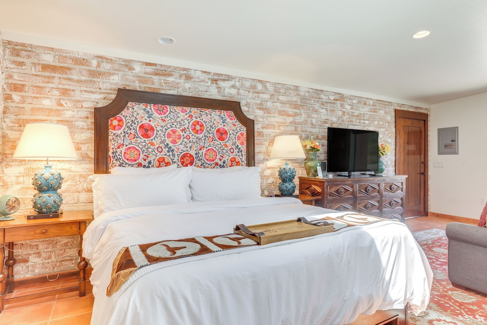 Near Hiking: Mtn-view Tucson Studio Retreat