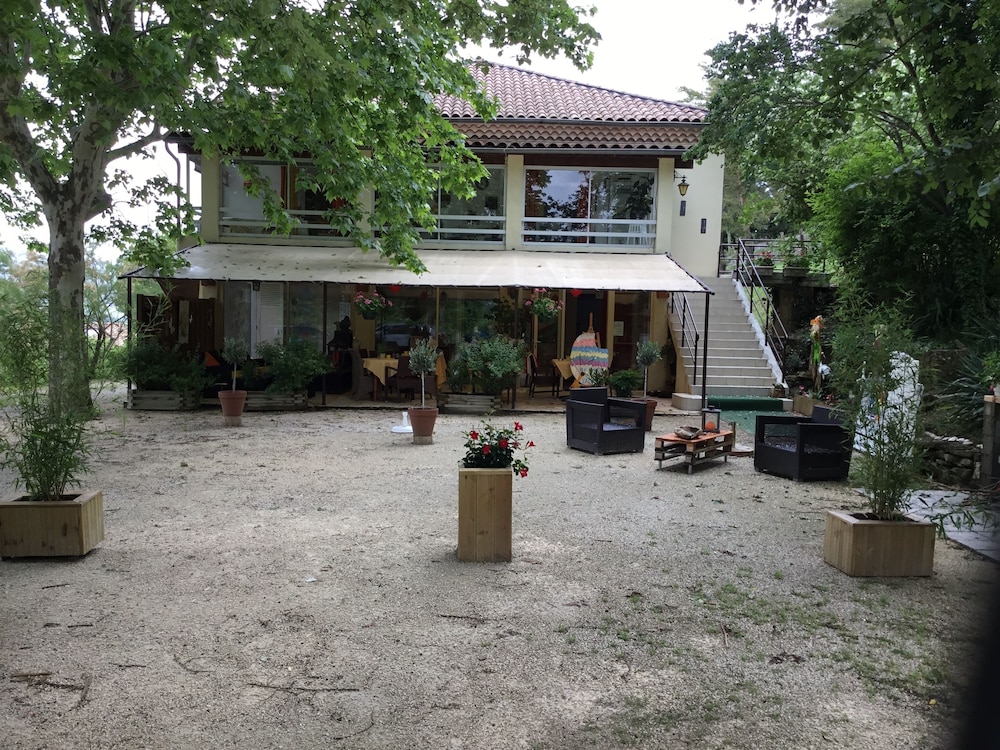 Photo 37