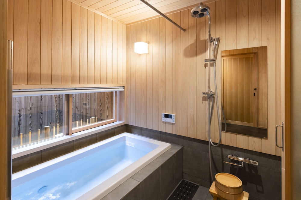 Rinn Premium Koki East view 5