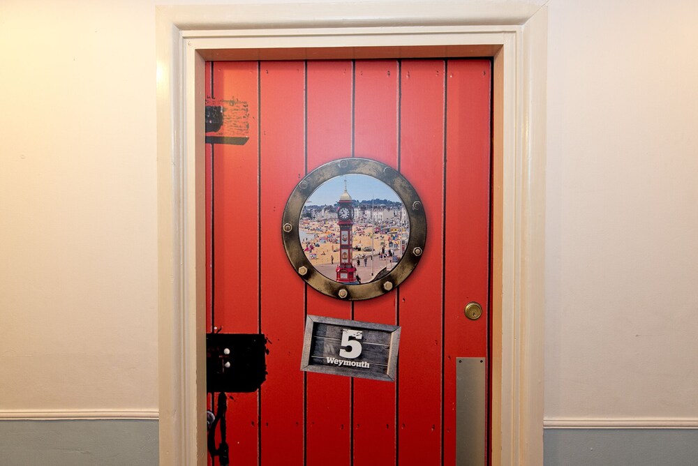 Wareham Vacations - YHA Lulworth Cove - Hostel - Property Image 8