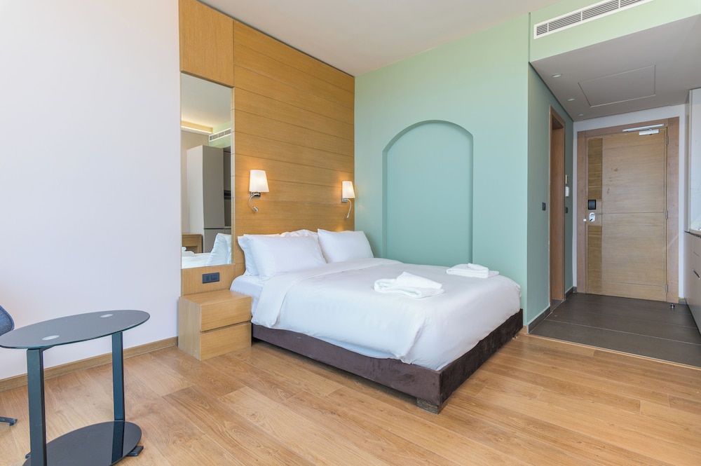 Jounieh Living - Residences by Local Host