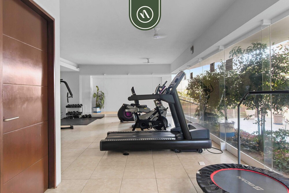 Mexican 2 BR Condo in Hotel Zone - Near the Beach