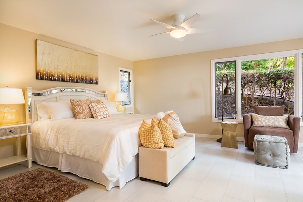 Gated Keauhou Residences w Ocean Views Pool