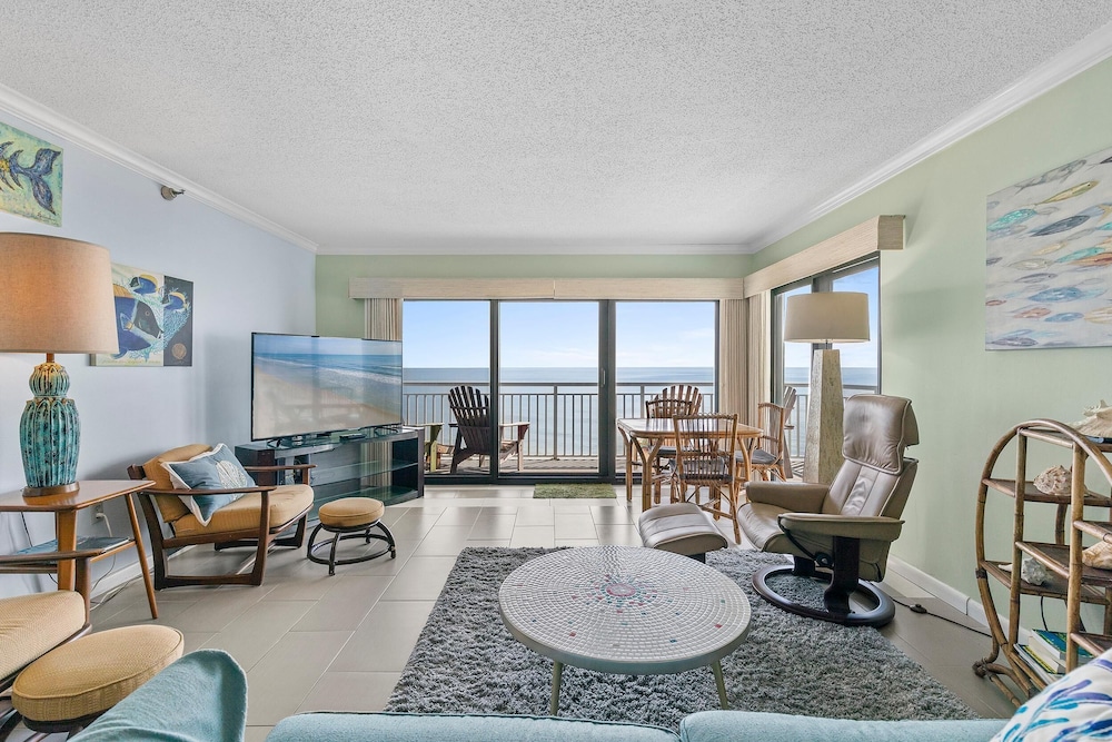 Shorehom by the Sea 51