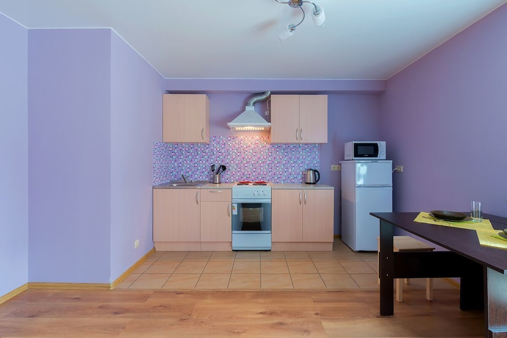 FlatHome24 Fermskoye 32