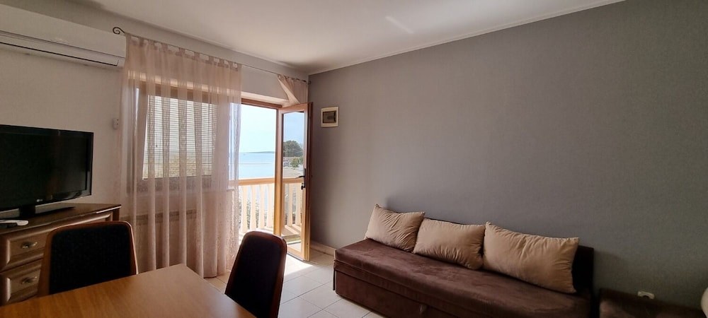 Real - 10 m From sea - A7 view 4