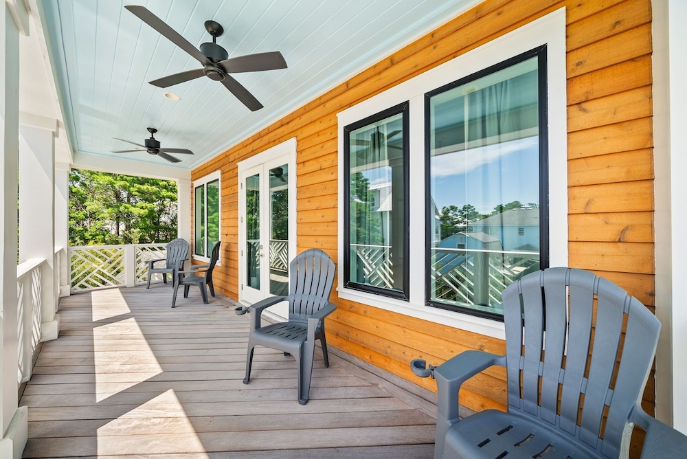 Magnolia Tides 6 Bedroom Home