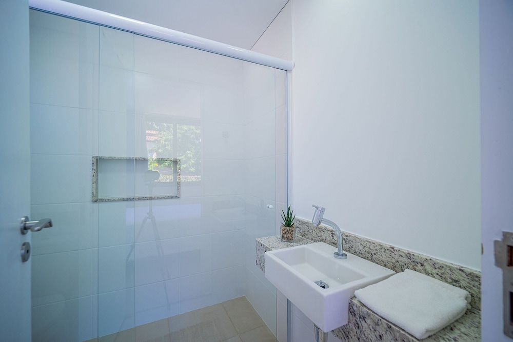 Bz96 Linda casa 4 quartos