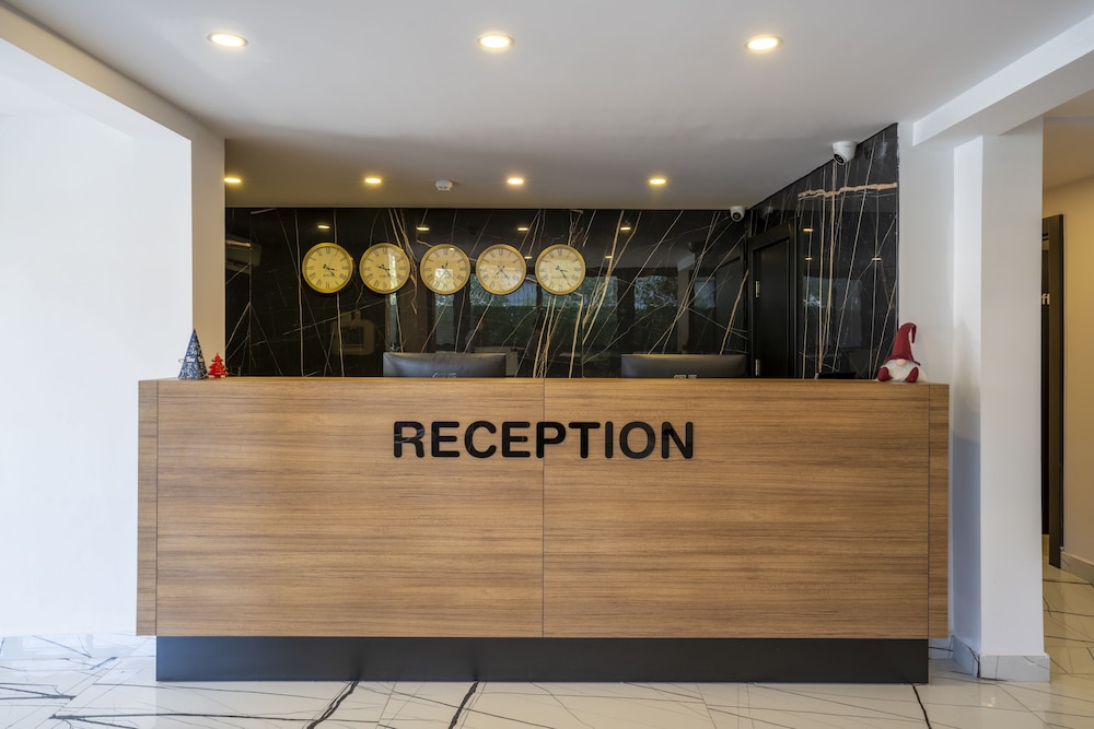 IRENIC HOTEL